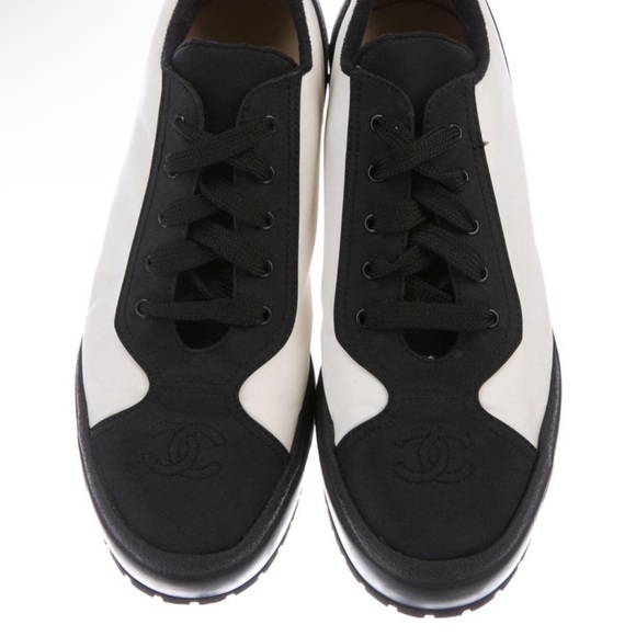 Chanel sneakers 100% authentic - Picture 4 of 5